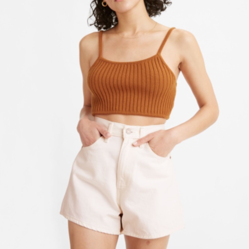 Levi’s High Loose white denim shorts
